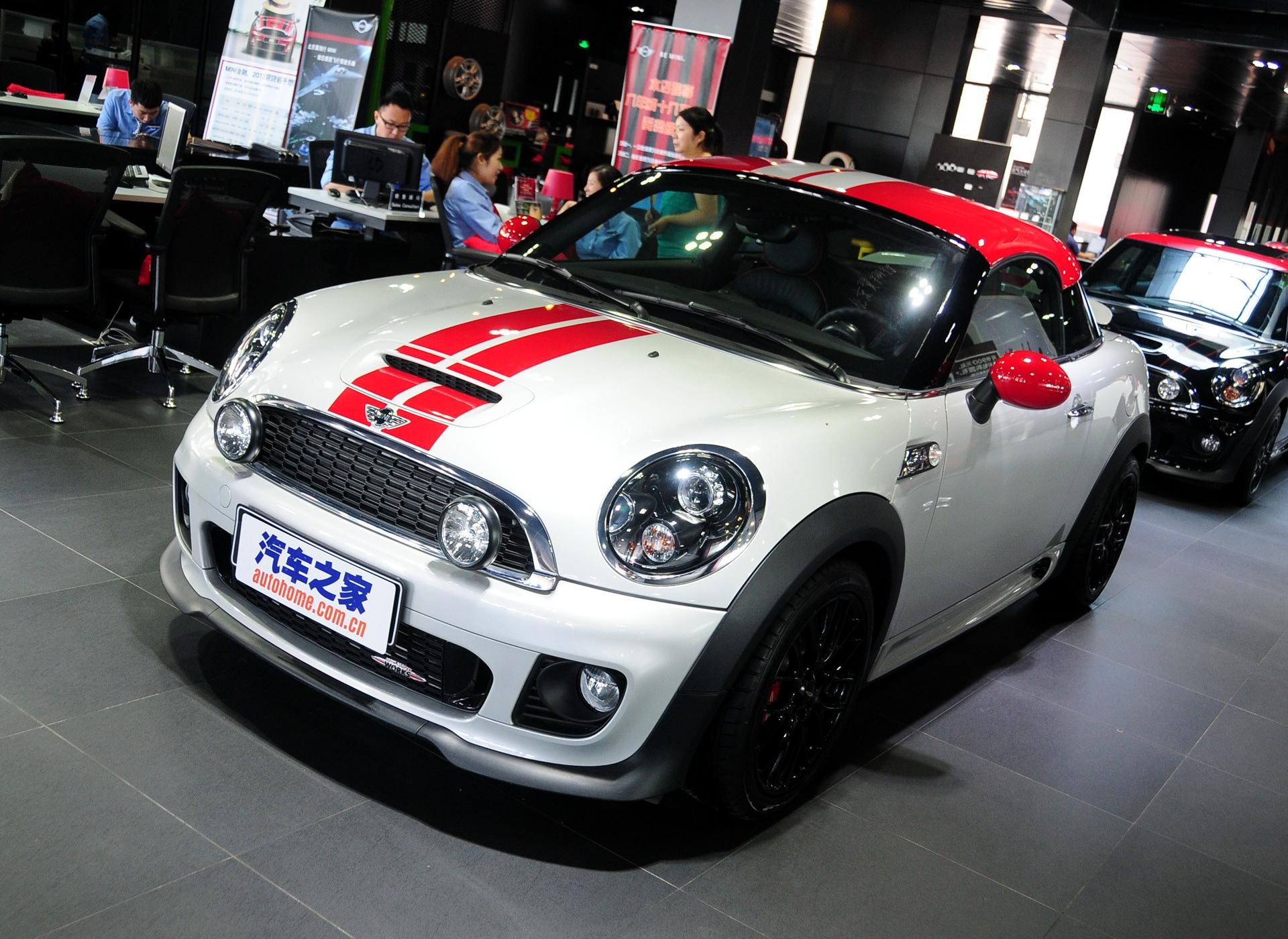 mini jcw coupe